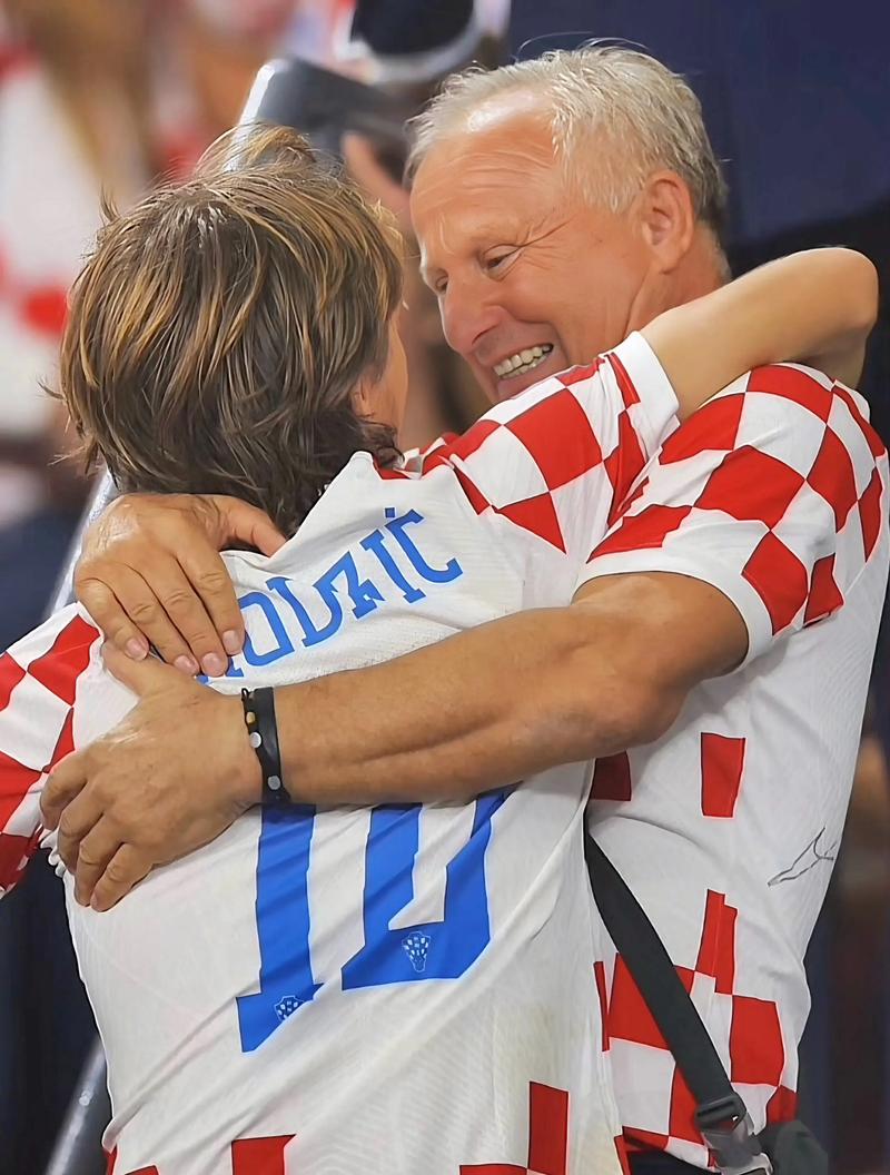 [图]加布里埃尔建功 上海海港1-1战平广岛三箭