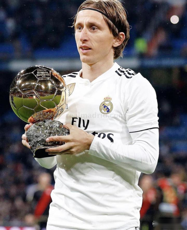 《模拟山羊3》制作花絮公开 工作人员逼真模拟山羊动作