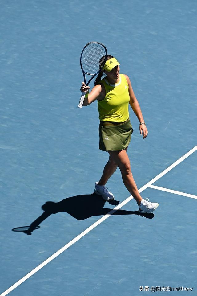 场有相当亮 场有相当亮